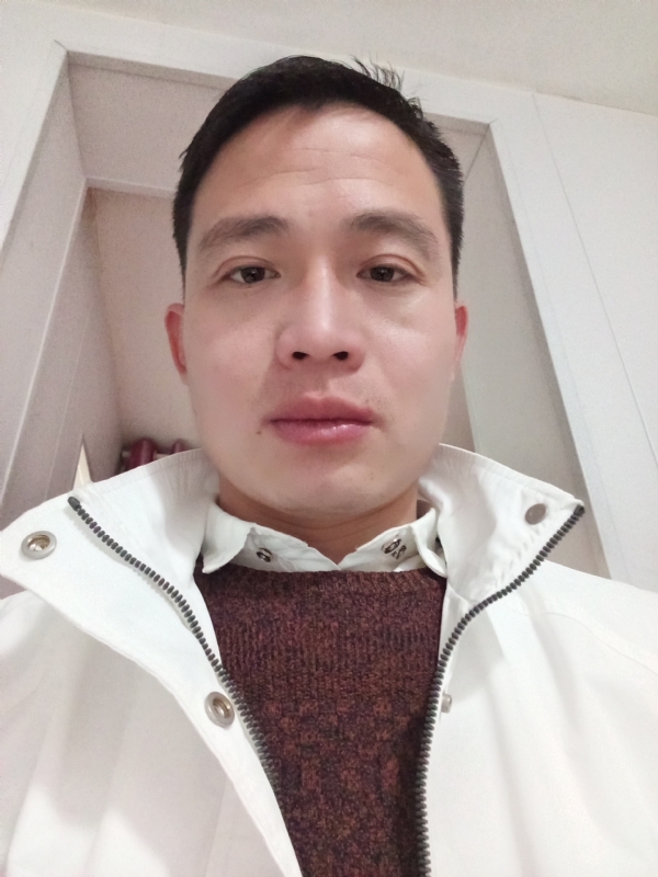 忧伤还是快乐的第一张照片--衡阳相亲服务中心