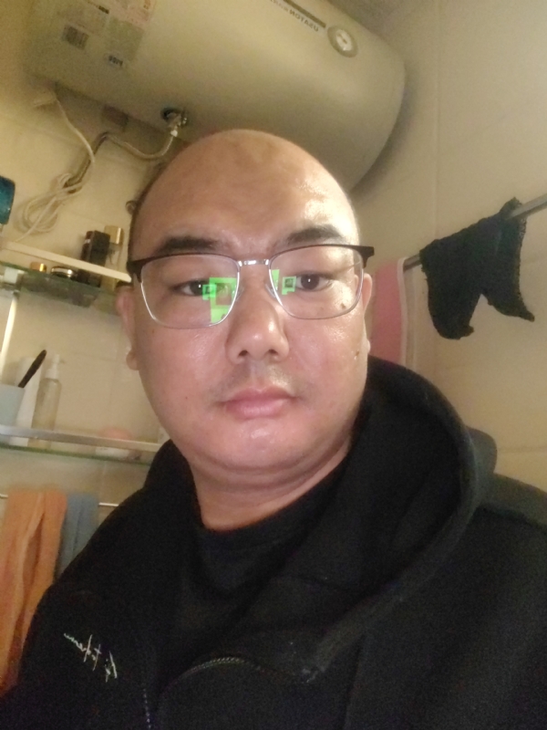 小胖子的第一张照片--衡阳相亲服务中心