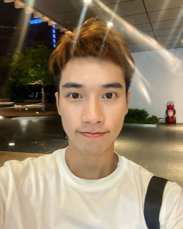 油菜花的第一张照片--衡阳相亲服务中心