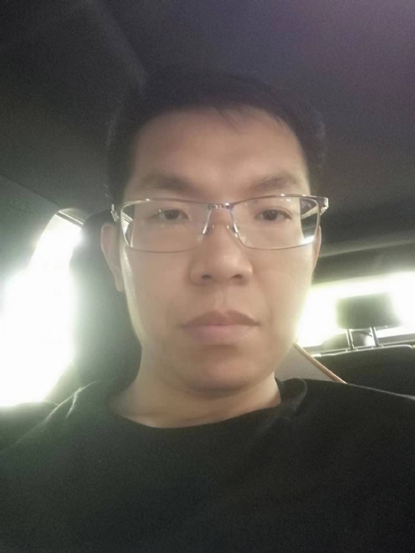 小黑包的第二张照片--衡阳相亲服务中心