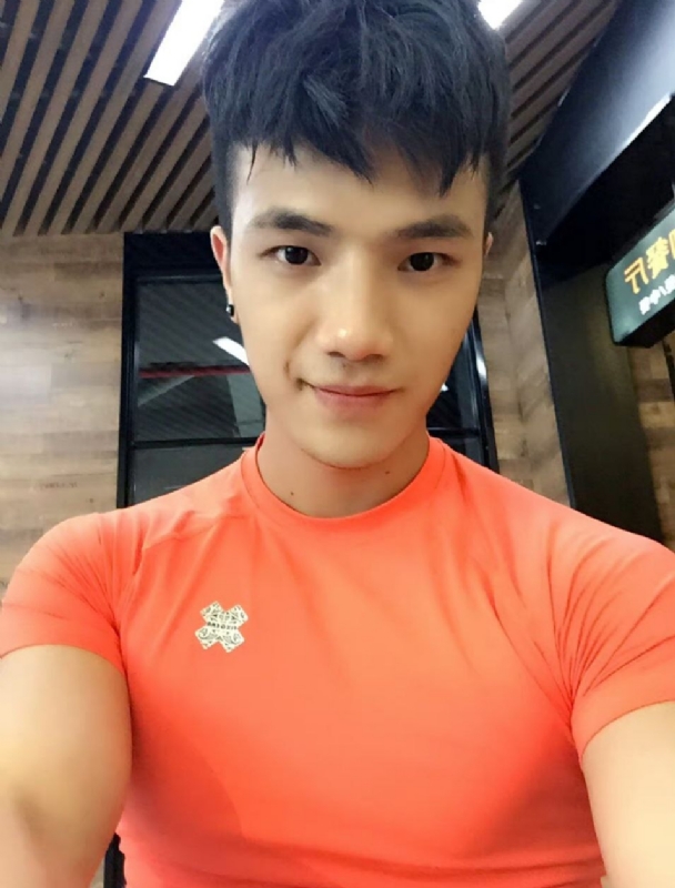 航航的第一张照片--衡阳相亲服务中心