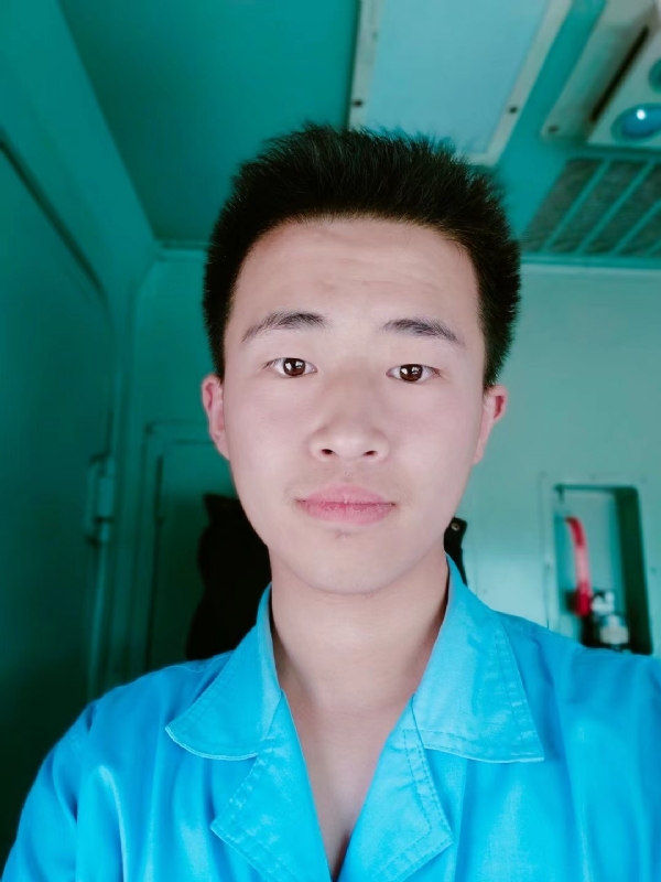 生而为人的第四张照片--衡阳相亲服务中心