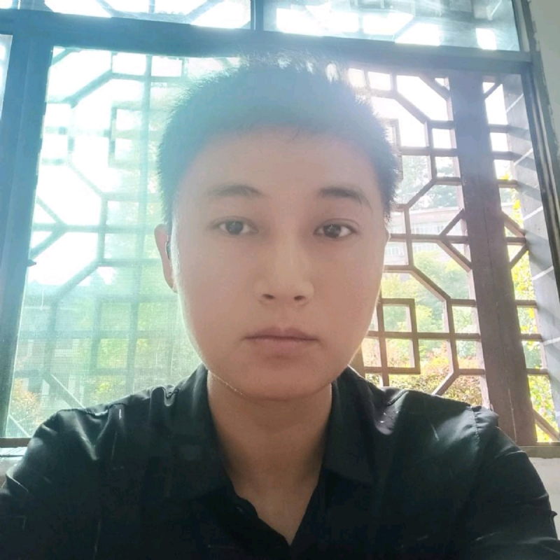 枫叶的第一张照片--衡阳相亲服务中心