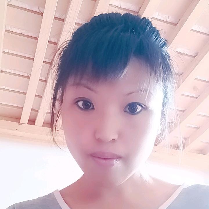 Lily的第一张照片--衡阳相亲服务中心