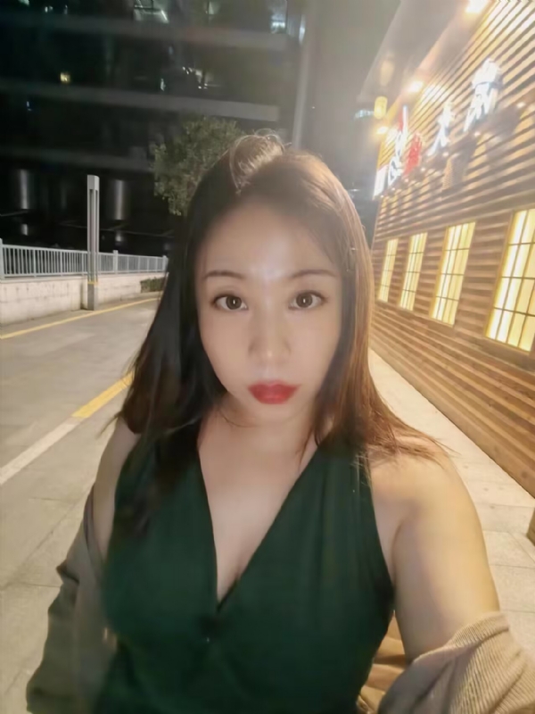 叶子青青的第三张照片--衡阳相亲服务中心