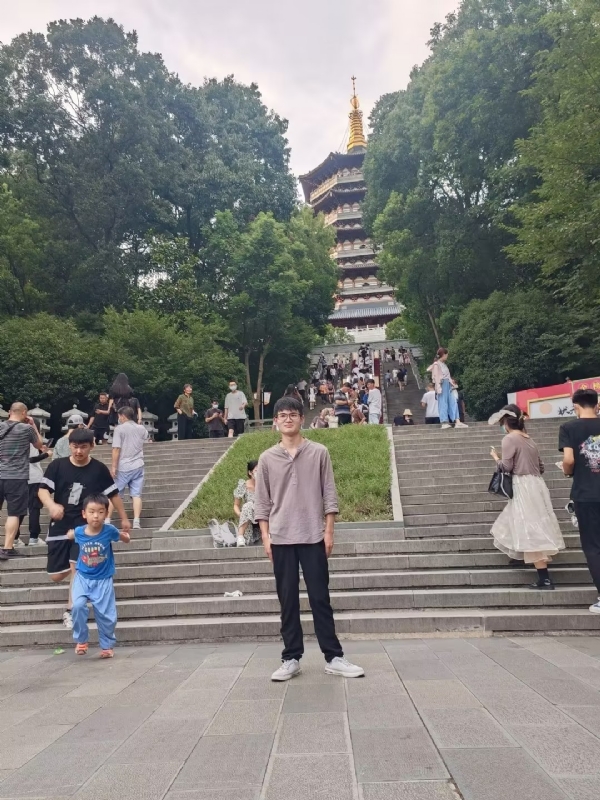 阳光男孩的第二张照片--衡阳相亲服务中心