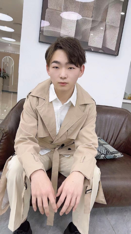 啊哲的第二张照片--衡阳相亲服务中心