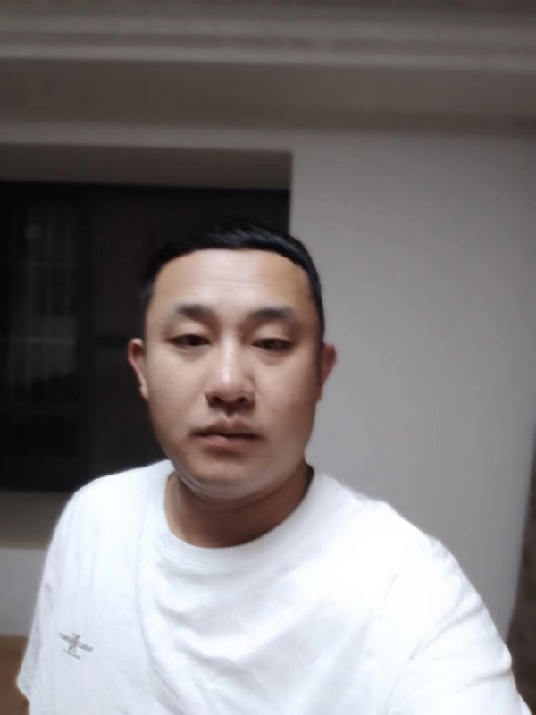 魔尊的第二张照片--衡阳相亲服务中心