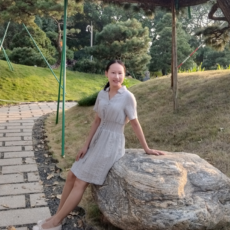 欣欣向荣的第一张照片--衡阳相亲服务中心