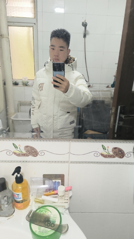 小李的第一张照片--衡阳相亲服务中心