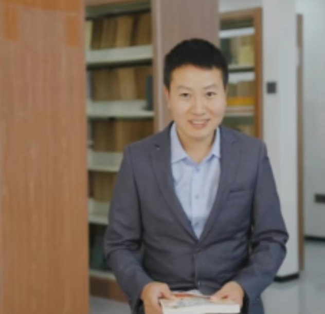 罗梓焜的第二张照片--衡阳相亲服务中心