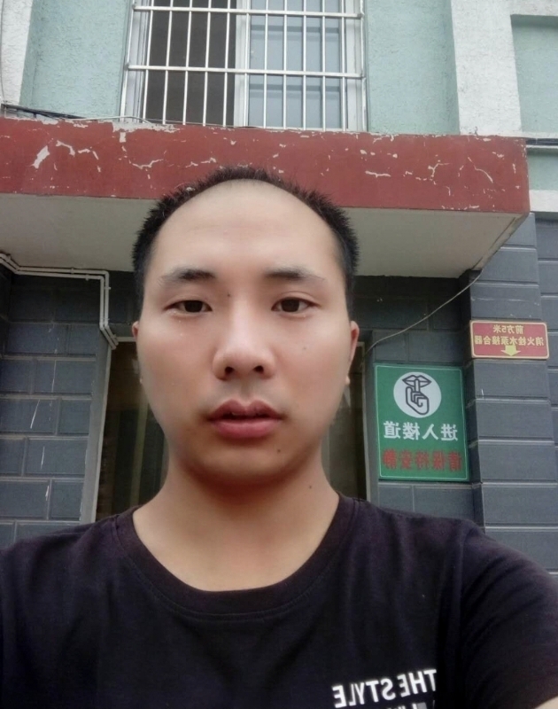 亮亮的第一张照片--衡阳相亲服务中心