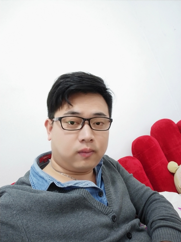 何必在亿的第一张照片--衡阳相亲服务中心