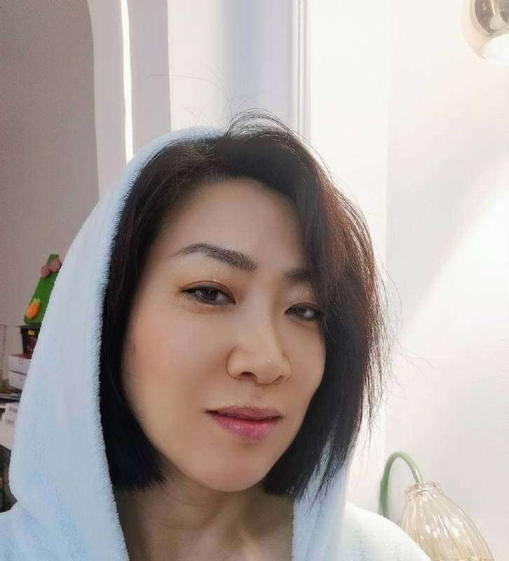 火玫瑰的第一张照片--衡阳相亲服务中心