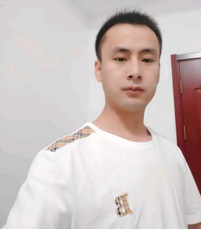 海阔天空的第一张照片--衡阳相亲服务中心