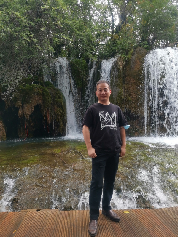 任君君的第一张照片--衡阳相亲服务中心