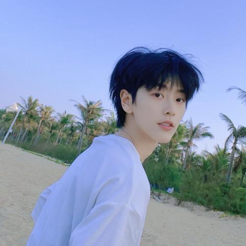 允执其中2024的第一张照片--衡阳相亲服务中心