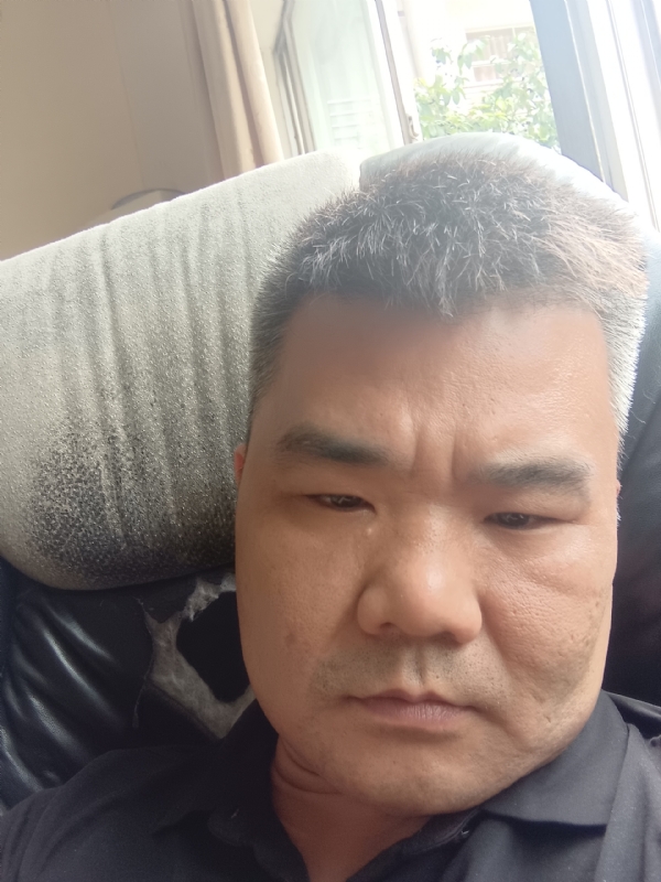 路人的第一张照片--衡阳相亲服务中心