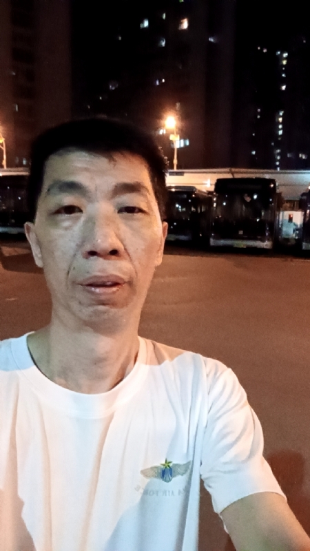 小丑的第一张照片--衡阳相亲服务中心