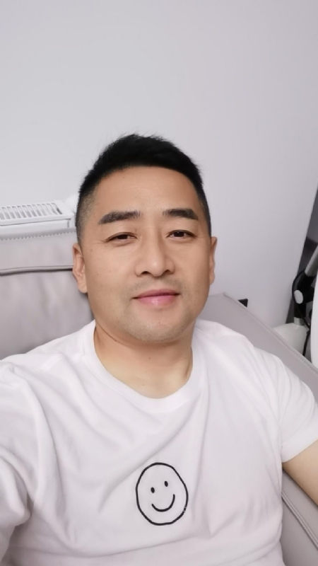 向阳而生的第一张照片--衡阳相亲服务中心