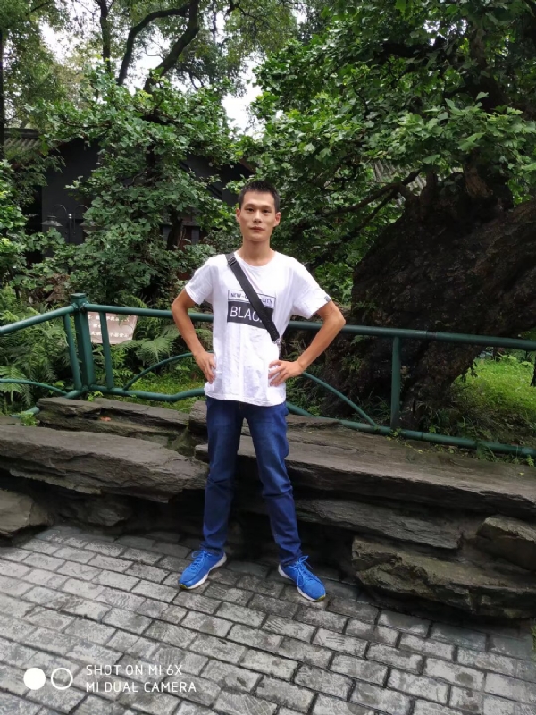 会飞的猪的第一张照片--衡阳相亲服务中心