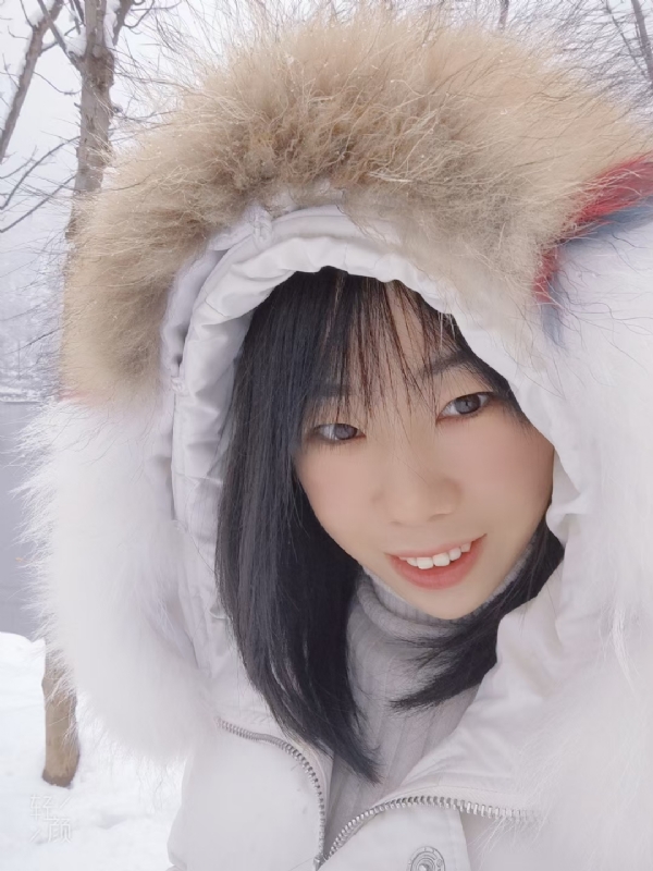 93年女会计的第一张照片--衡阳相亲服务中心