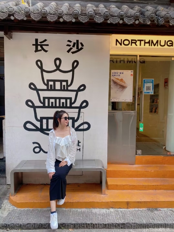 Lin的第二张照片--衡阳相亲服务中心