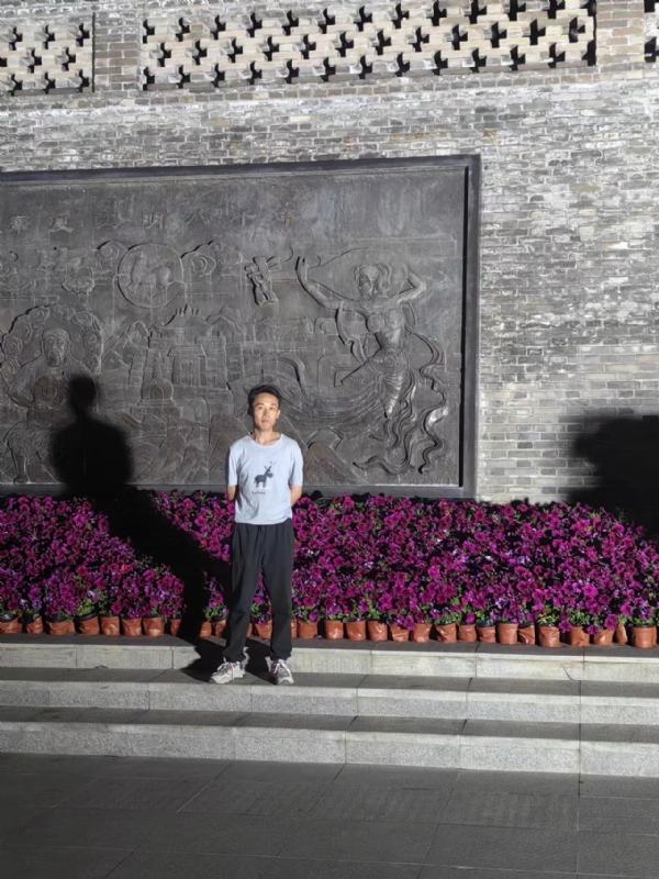 威风凛凛的第一张照片--衡阳相亲服务中心