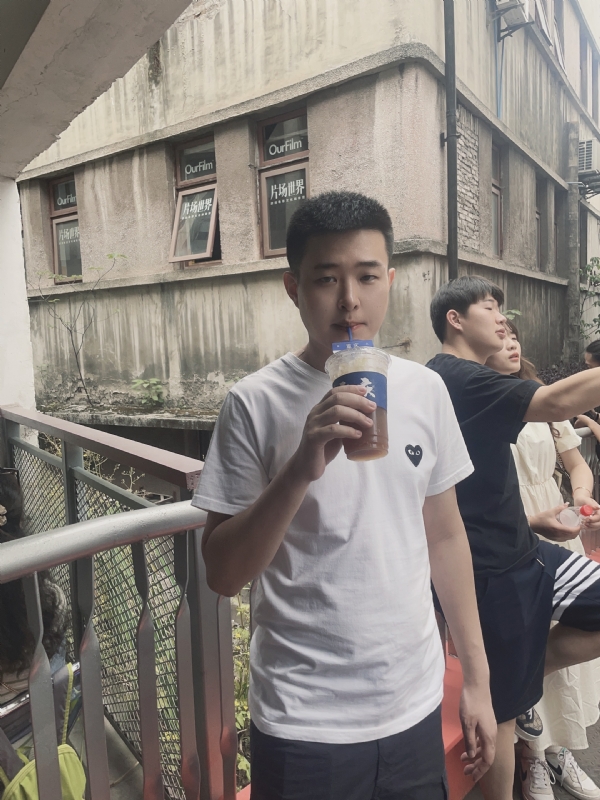 尚龙的第二张照片--衡阳相亲服务中心