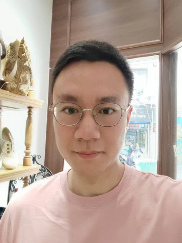 乐let的第一张照片--衡阳相亲服务中心