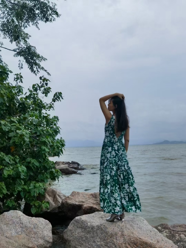 甜以待人的第四张照片--衡阳相亲服务中心