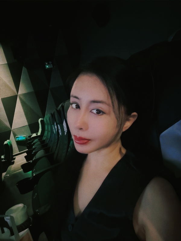 Moon的第一张照片--衡阳相亲服务中心