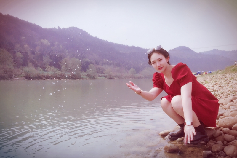 守候阳光的第一张照片--衡阳相亲服务中心