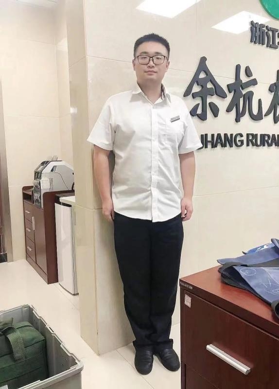 君临天下的第二张照片--衡阳相亲服务中心