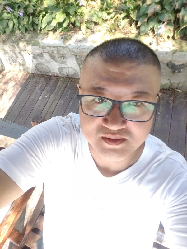 羊十八的第一张照片--衡阳相亲服务中心