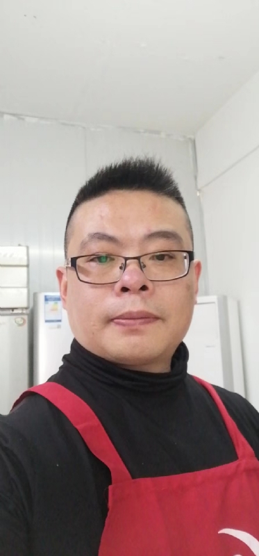 努力奋斗的第一张照片--衡阳相亲服务中心