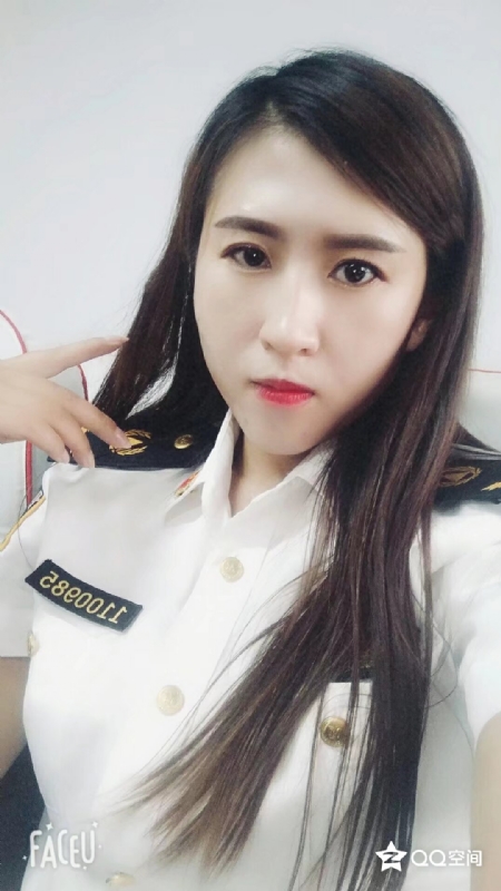 彤云密布的第二张照片--衡阳相亲服务中心