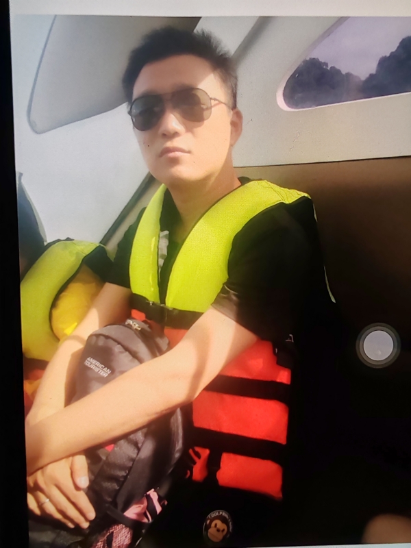 座看烟霞散的第一张照片--衡阳相亲服务中心