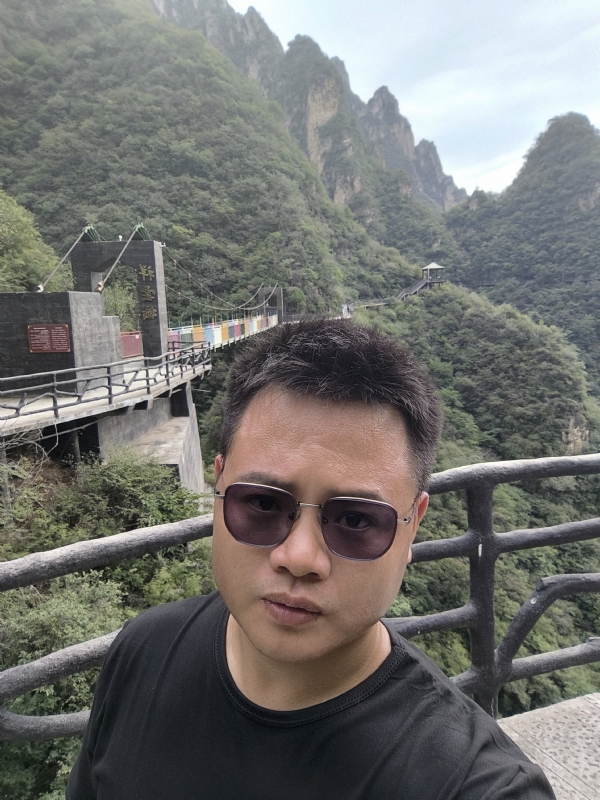 大海的第一张照片--衡阳相亲服务中心