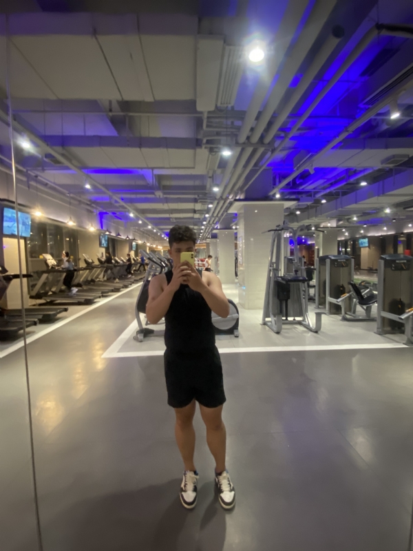 阿龙设计师的第六张照片--衡阳相亲服务中心