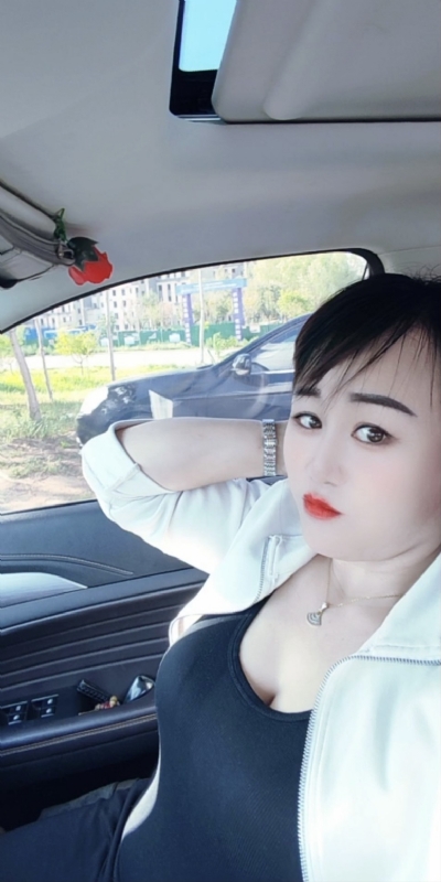 王芳燕的第四张照片--衡阳相亲服务中心