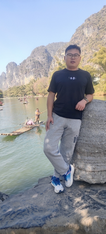 受过伤的狼的第三张照片--衡阳相亲服务中心