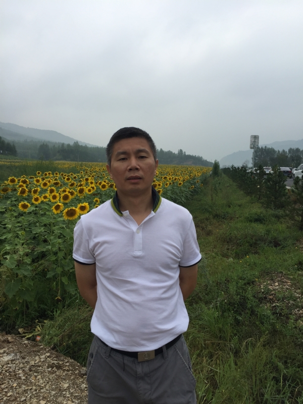 爱拼才会赢的大叔的第三张照片--衡阳相亲服务中心