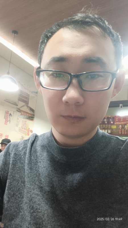 黑黑一笑的第一张照片--衡阳相亲服务中心