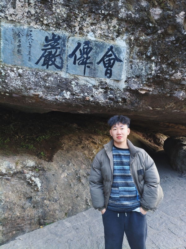 帅邓拖网速的第二张照片--衡阳相亲服务中心