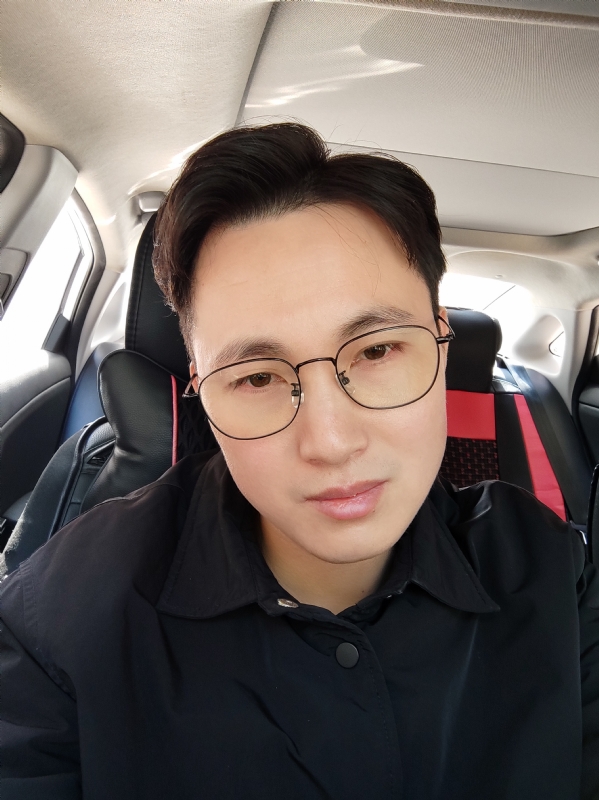 沉默先绅的第一张照片--衡阳相亲服务中心