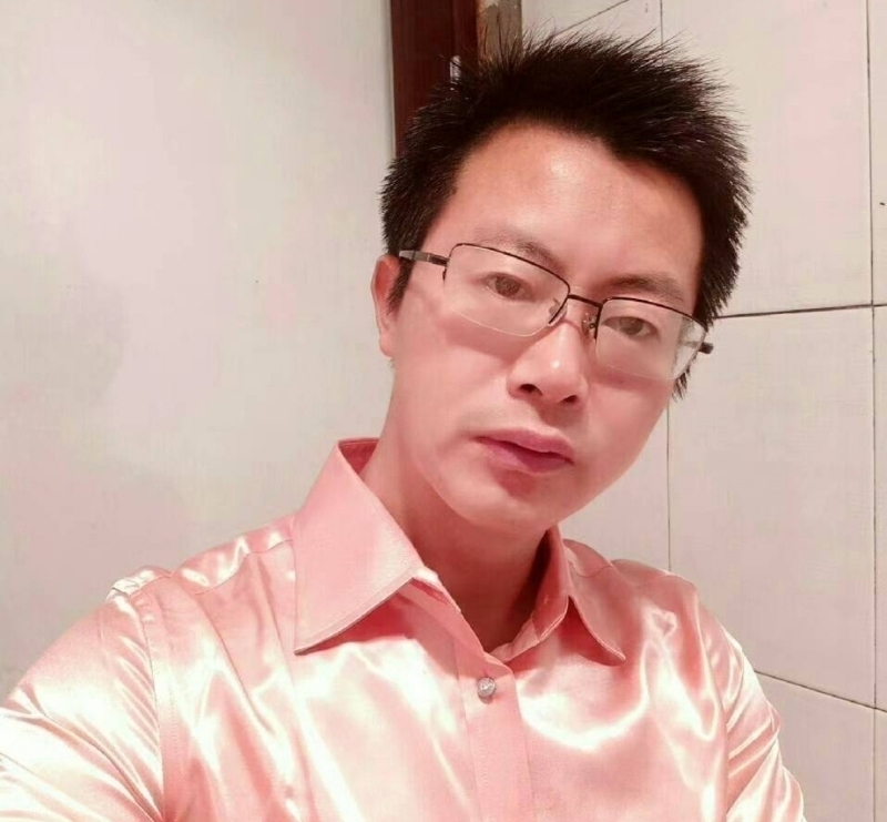 亮亮的第一张照片--衡阳相亲服务中心