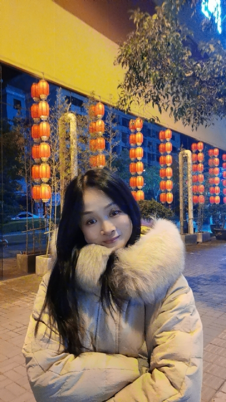 伊伊的第二张照片--衡阳相亲服务中心