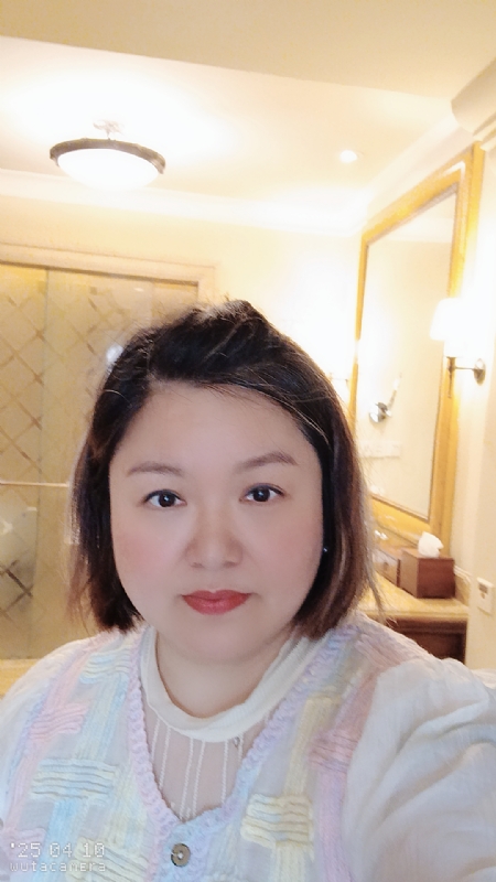 衎静玲瓏的第一张照片--衡阳相亲服务中心