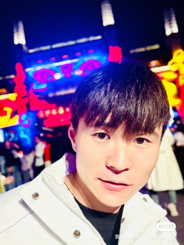 两年又三年的第二张照片--衡阳相亲服务中心